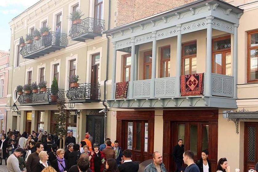 12 Maksim Gorki Street Apartment Tbilisi Bagian luar foto